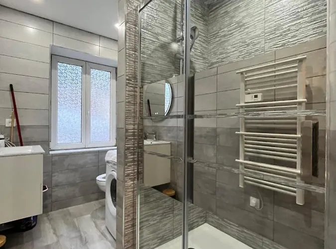 Serenity Apartment *